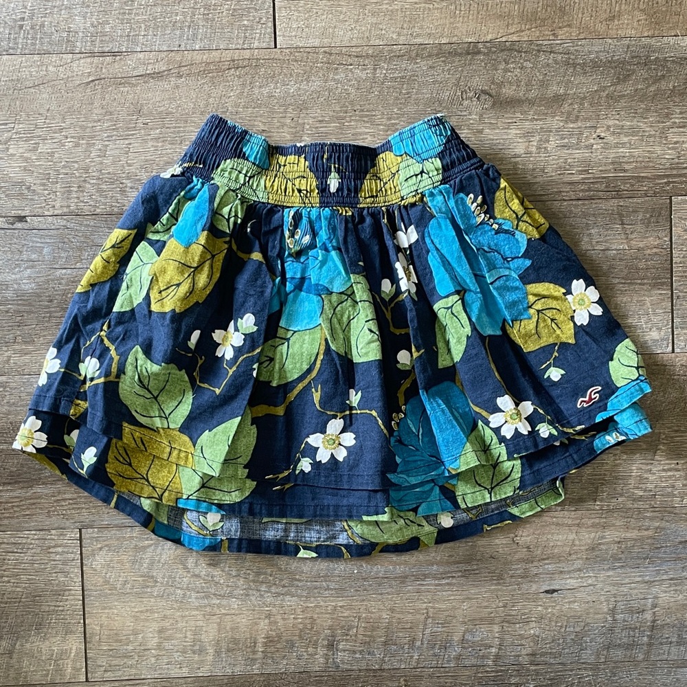 Hollister Floral Mini Skirt Y2K
